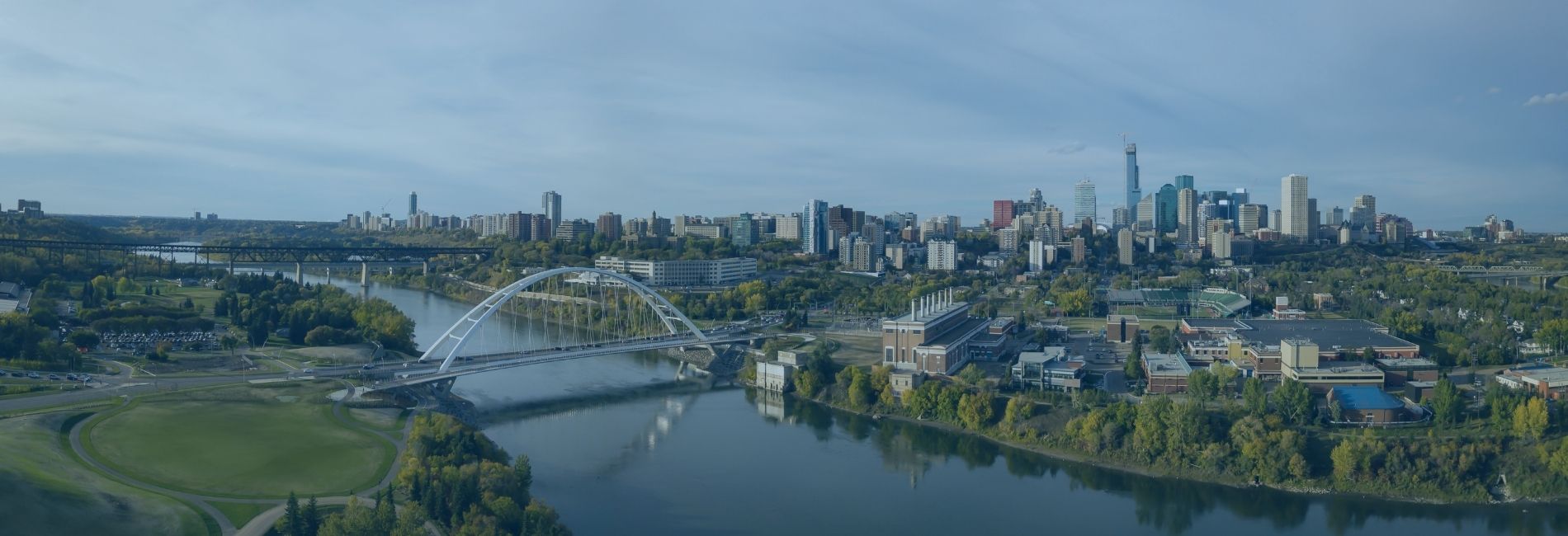 11 Hotels with Park Stay Fly Packages Near YEG Airport