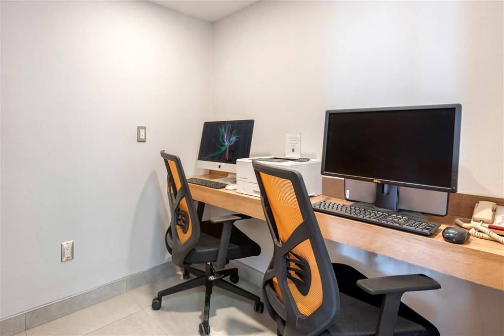 Quality Suites 4
